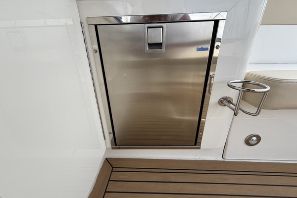 Take Five 37ft Sea Ray Yacht For Sale