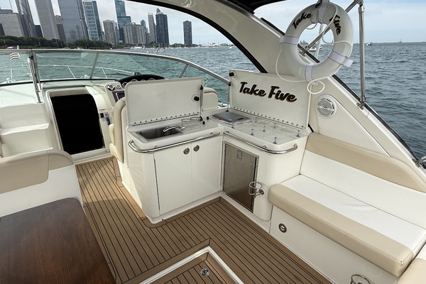 Take Five 37ft Sea Ray Yacht For Sale