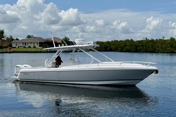 Intrepid 327 Cuddy 2020 Yacht For Sale