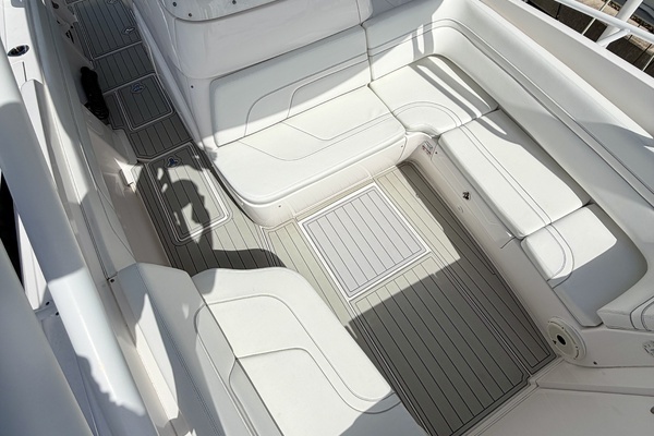 Intrepid 327 Cuddy 2020 Yacht For Sale