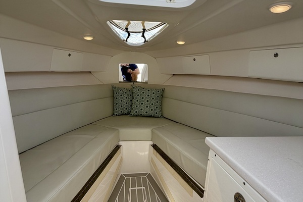 Intrepid 327 Cuddy 2020 Yacht For Sale