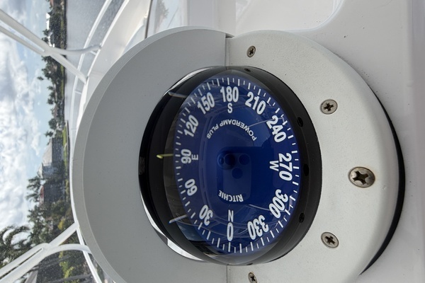 Intrepid 327 Cuddy 2020 Yacht For Sale