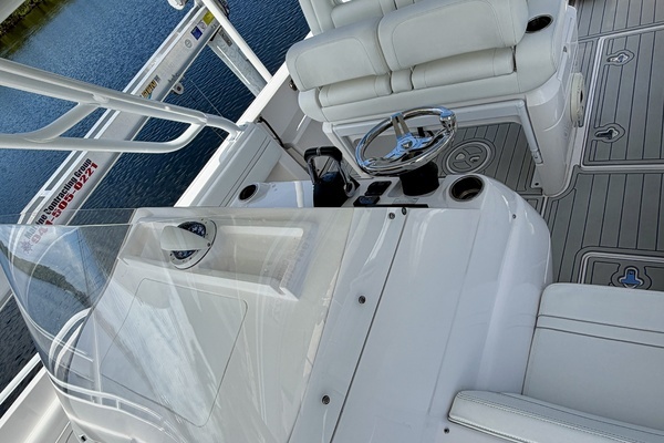 Intrepid 327 Cuddy 2020 Yacht For Sale