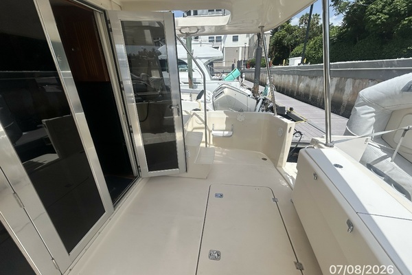 2004 Mainship 40