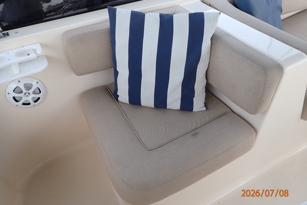 2004 Mainship 40