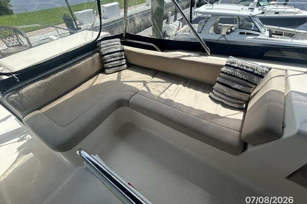 2004 Mainship 40