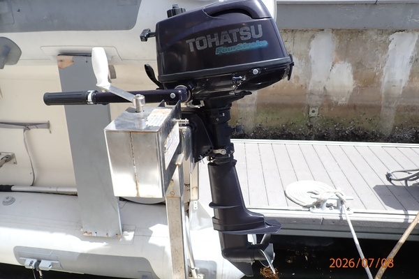 2004 Mainship 40