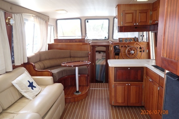 2004 Mainship 40