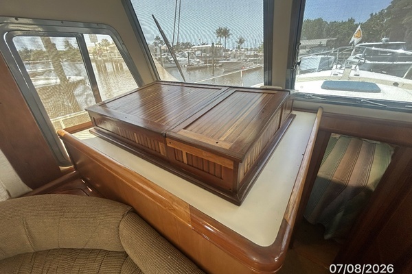 2004 Mainship 40