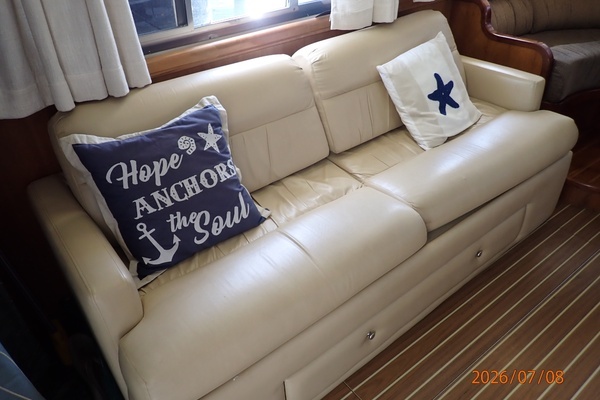2004 Mainship 40