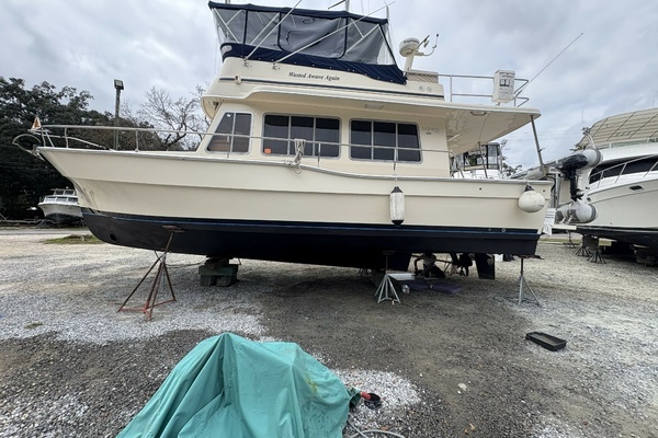 2004 Mainship 40