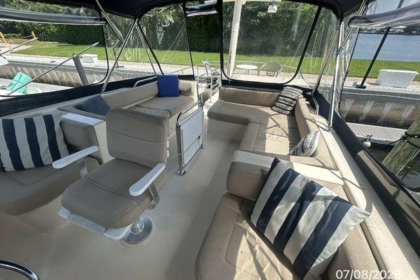 2004 Mainship 40