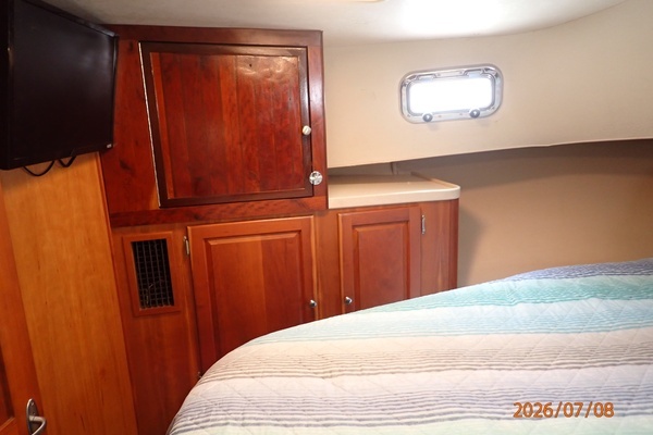 2004 Mainship 40