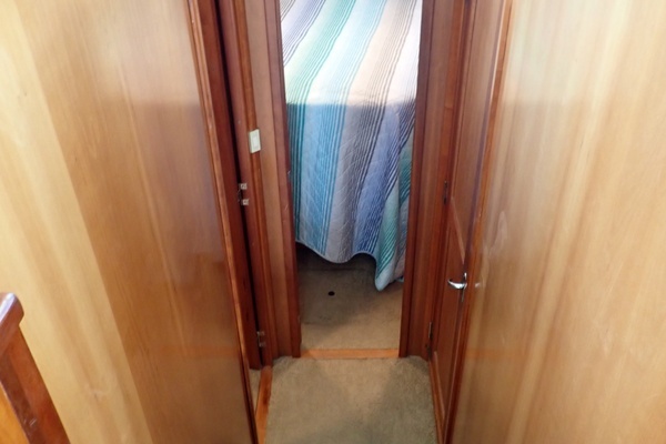 2004 Mainship 40