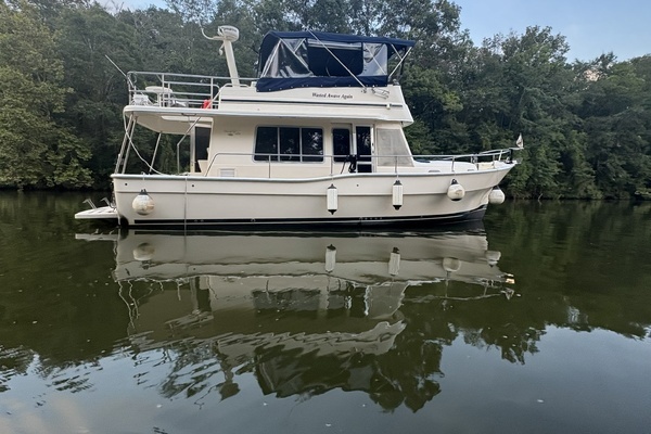 2004 Mainship 40