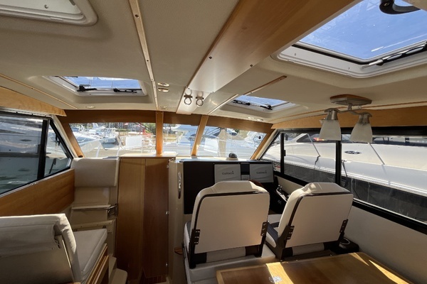 2014 Cutwater 30