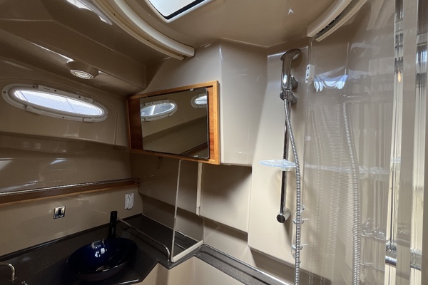 30ft Cutwater Yacht For Sale