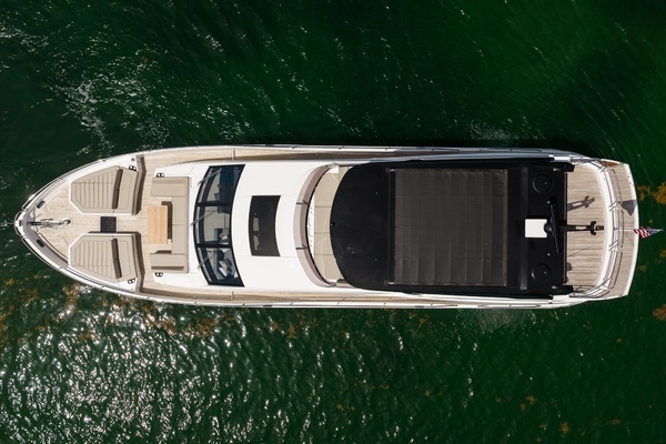 2025 Sunseeker 76