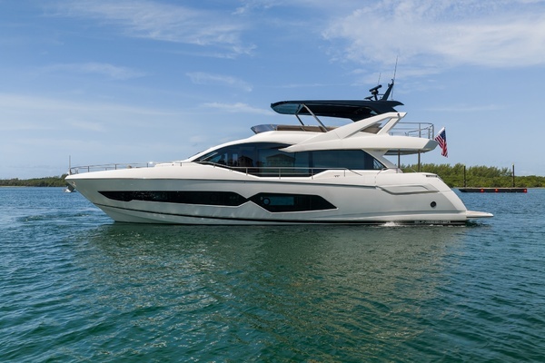 2025 Sunseeker 76