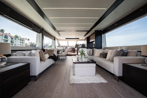 2025 Sunseeker 76