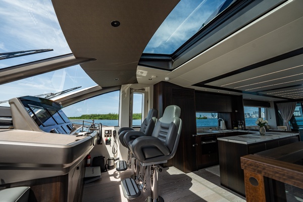 BAZINGA 76ft Sunseeker Yacht For Sale