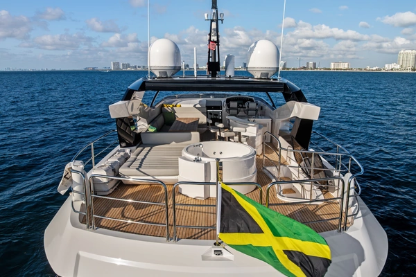 2024 Sunseeker 95
