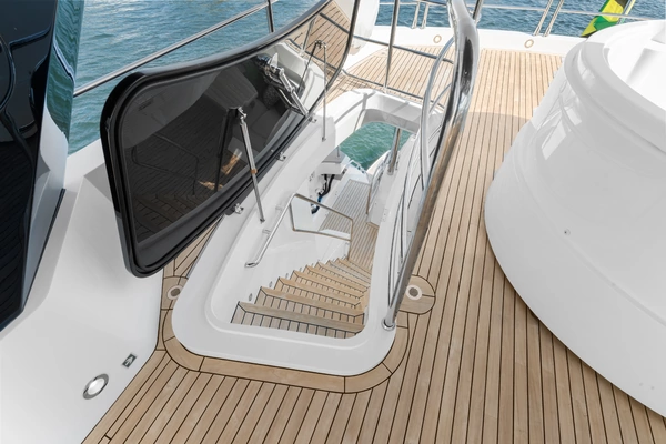 2024 Sunseeker 95