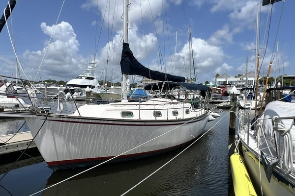 31-ft-Island Packet-1987-31-Lazy Susan Daytona Beach Florida United States  yacht for sale