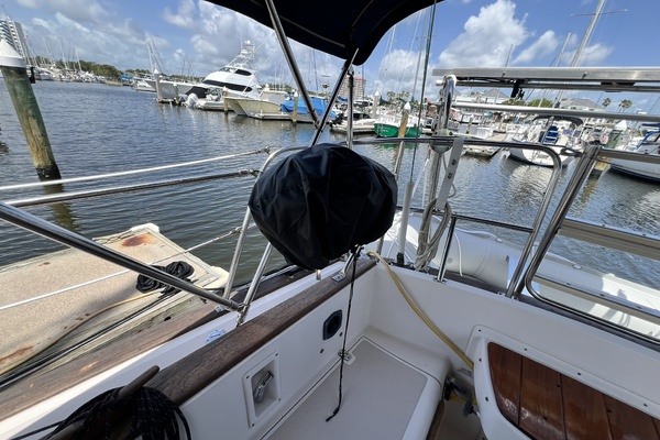 Lazy Susan 31ft Island Packet Yacht For Sale