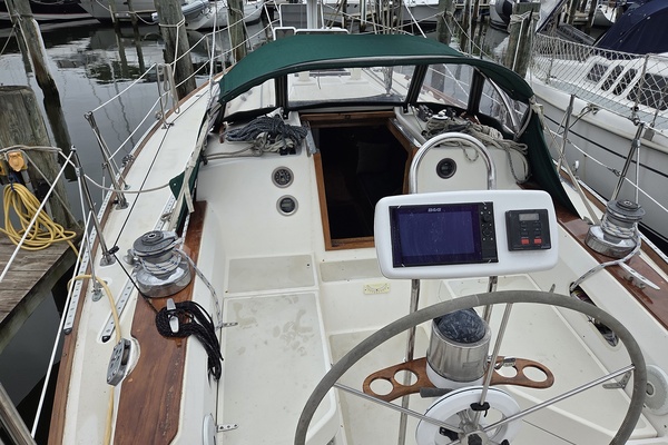 Slainte 38ft Sabre Yacht For Sale