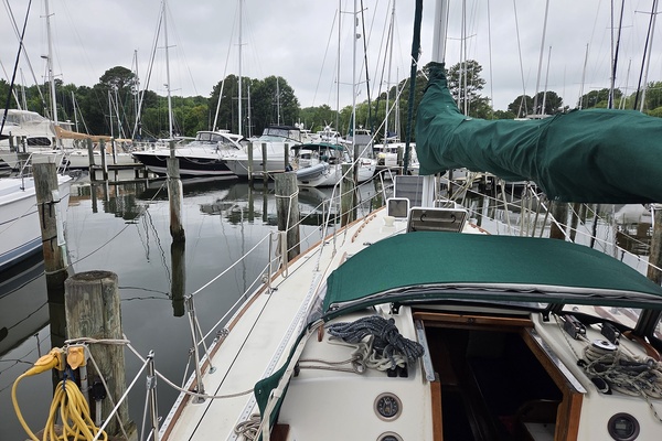Slainte 38ft Sabre Yacht For Sale
