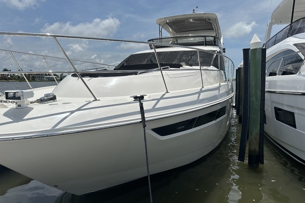 65' Sea Ray