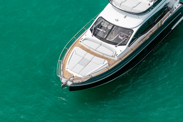 55ft Azimut Yacht For Sale