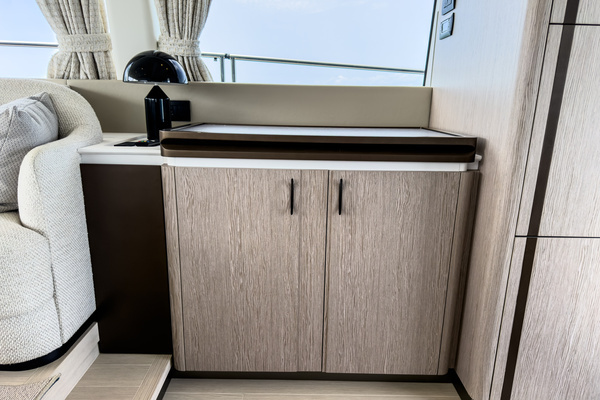 2025 Azimut 55