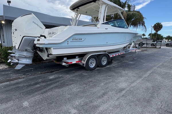 28ft Boston Whaler Yacht For Sale