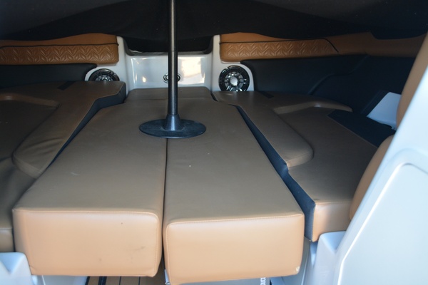 24ft Hurricane Yacht For Sale