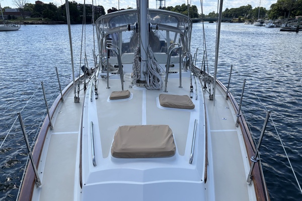 47ft Passport Yacht For Sale
