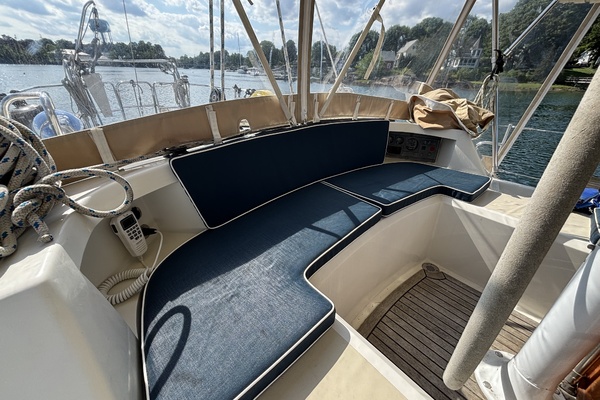 47ft Passport Yacht For Sale