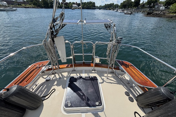 47ft Passport Yacht For Sale