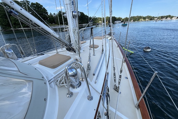 47ft Passport Yacht For Sale