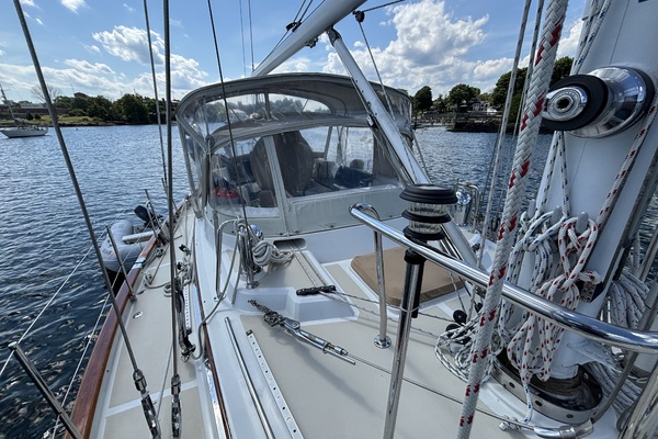 47ft Passport Yacht For Sale