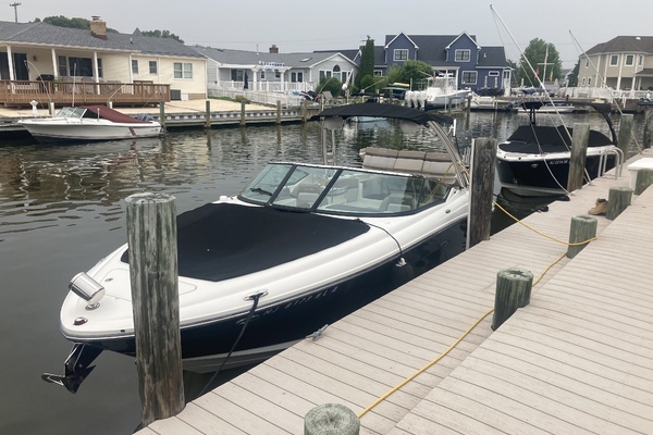 27ft Sea Ray Yacht For Sale
