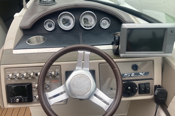 27ft Sea Ray Yacht For Sale