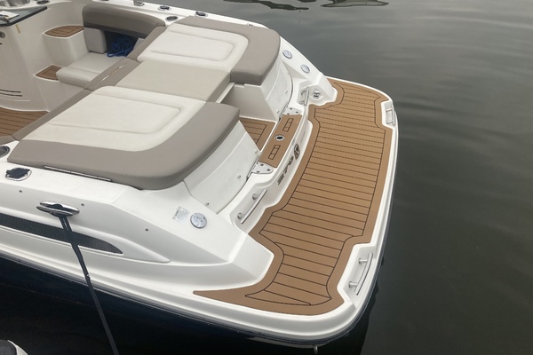 27ft Sea Ray Yacht For Sale