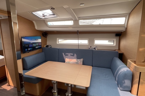 Jeanneau Sun Odyssey 440 Yacht For Sale