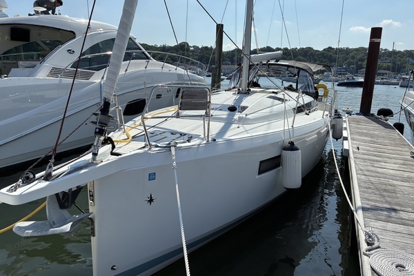 Jeanneau Sun Odyssey 440 Yacht For Sale