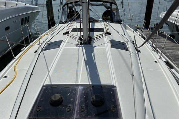 Jeanneau Sun Odyssey 440 Yacht For Sale