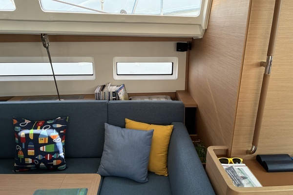 Jeanneau Sun Odyssey 440 Yacht For Sale