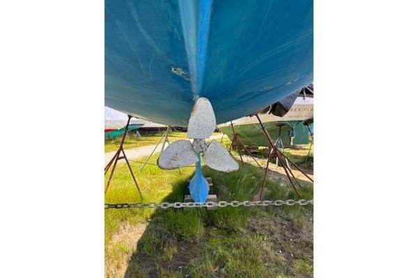 Blue Sky 40ft Sabre Yacht For Sale