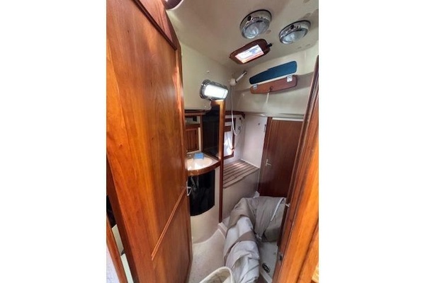 Blue Sky 40ft Sabre Yacht For Sale